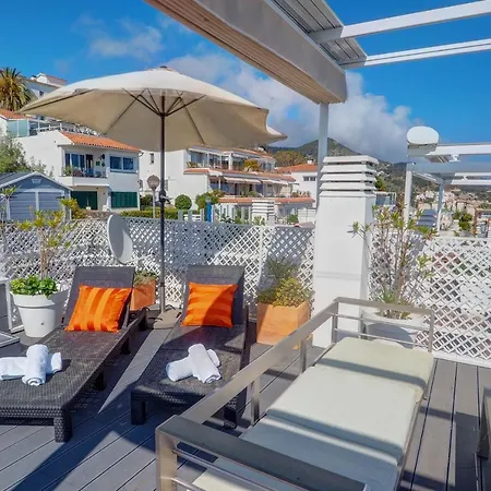 The Moonlight Seaview By Hello Homes Apartman