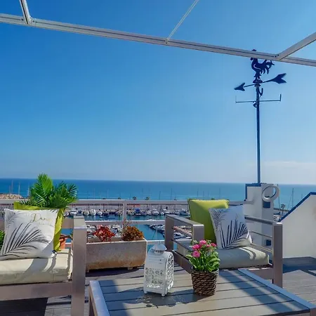 Apartment The Moonlight Seaview By Hello Homes *