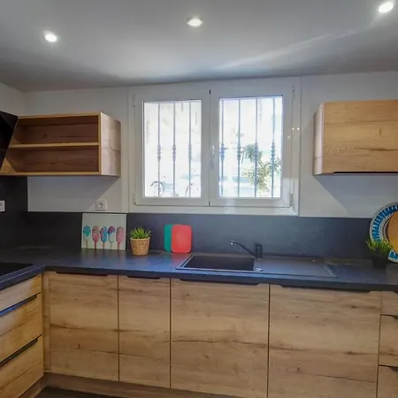 The Moonlight Seaview By Hello Homes *